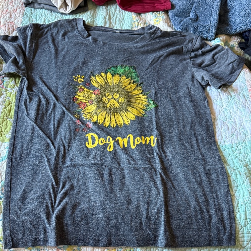 Dog Mom Sunflower Graphic Tee - Yellow on Charcoal